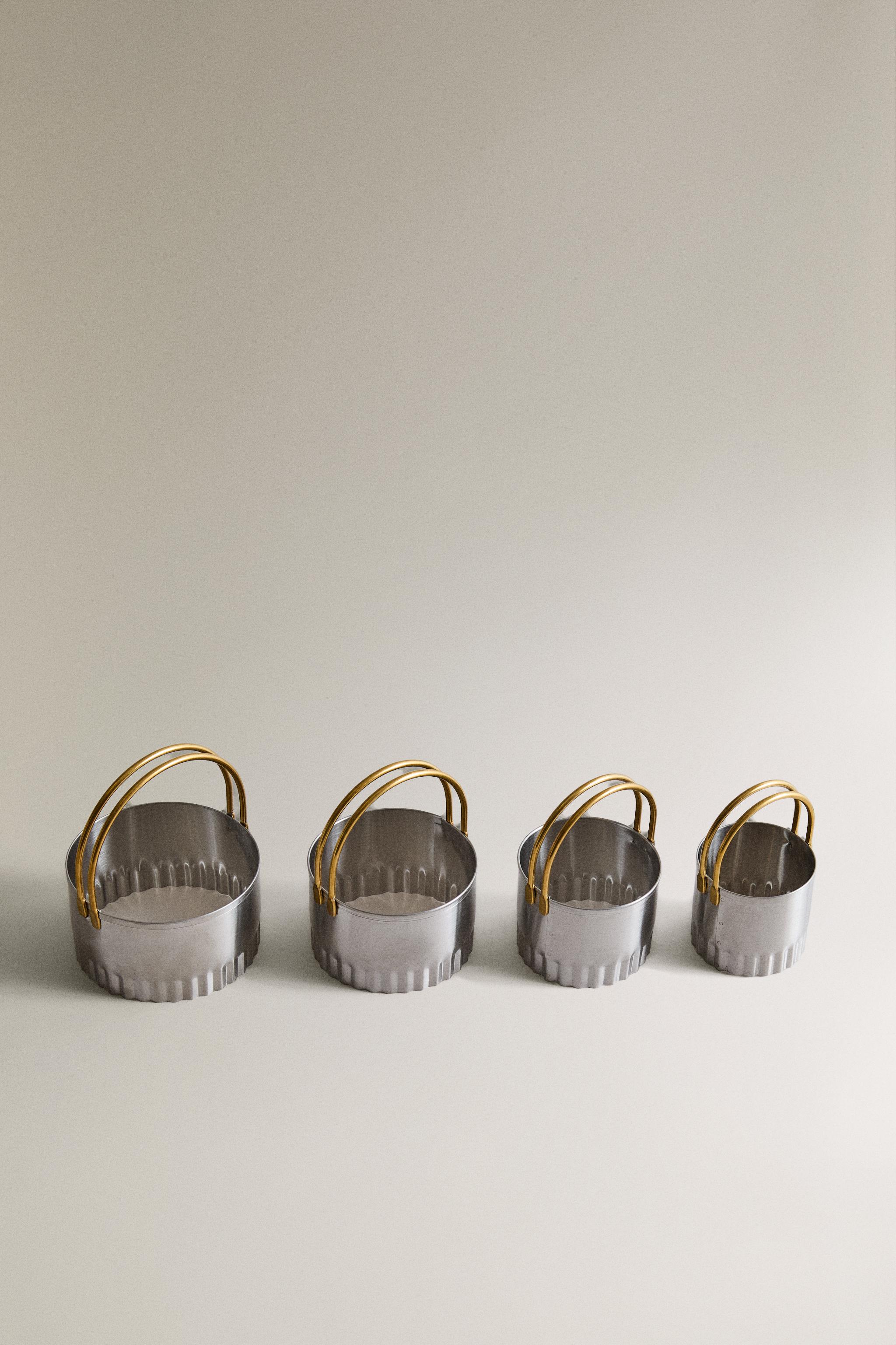 SET OF CHRISTMAS COOKIE CUTTERS (SET OF 4)